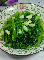 清炒菠菜