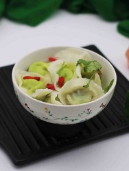 翡翠南极磷虾荠菜馄饨