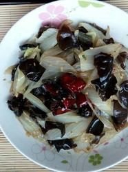 白菜木耳拌