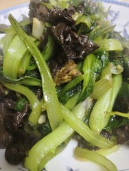 肉蘑小白菜