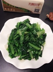 蒜炒油麦菜