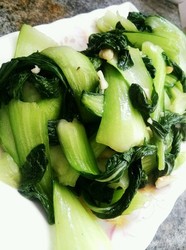 蒜香小白菜