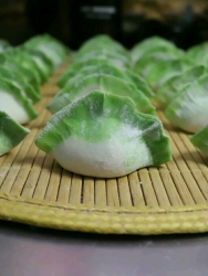 “百财”白菜饺子