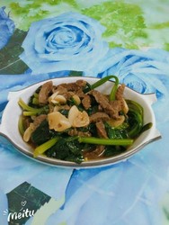 牛肉炒菠菜