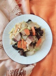 腊肉炒白菜
