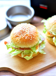 全麦汉堡包