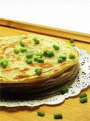 快捷美味的饺子皮葱油饼