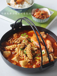 泡菜海鲜豆腐锅
