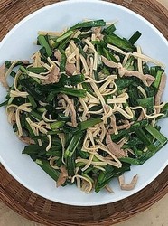 炒肉丝韭菜