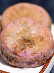 火龙果黑芝麻糖饼