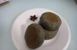 黑芝麻红豆饼