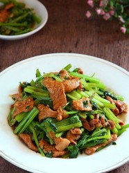 香芹炒肉片