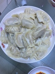 猪肉腊肉小白菜水饺