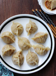 烫面白萝卜蒸饺