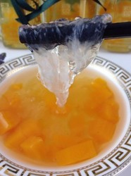 木瓜雪耳炖燕窝