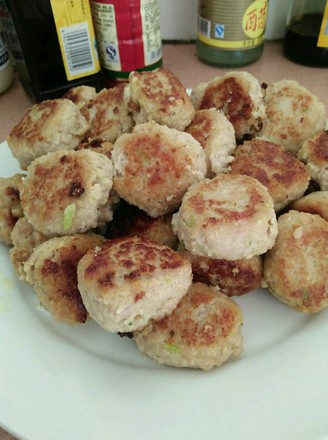莲藕马蹄芹菜肉丸