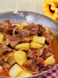 番茄萝卜炖牛腩