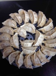 家常白菜猪肉蒸饺