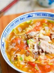 肉片酸辣汤