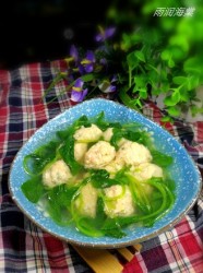 小白菜虾泥豆腐丸子汤