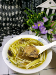 黄鱼紫菜汤