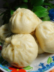 蒸包子