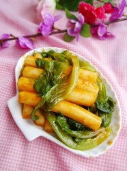 辣酱生菜炒年糕