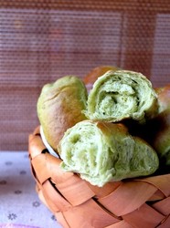 菠菜奶油排包