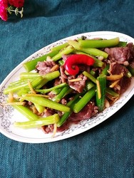 芹菜芯炒牛肉