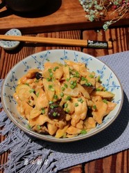蚝油香菇鸡片