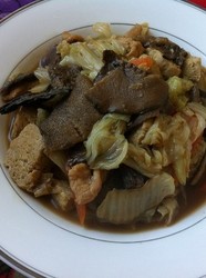 松蘑白菜豆腐炒肉