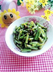 梅干菜烧豆角