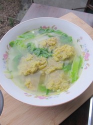 酥肉白菜汤