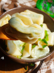 老上海荠菜肉馄饨