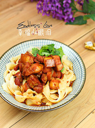 小炖肉刀削面