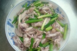 海兔炒韭菜