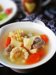 春笋玉米胡萝卜瘦肉汤