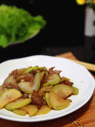 回锅肉炒蒲瓜