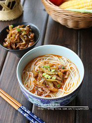 榨菜肉丝面