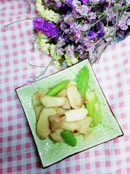 马蹄西芹小炒