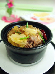 酸菜炖排骨