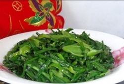 青椒炒韭菜