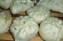 苋菜鸡蛋粉丝包