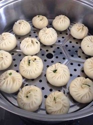 蒸包子