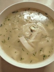 白萝卜豆腐汤