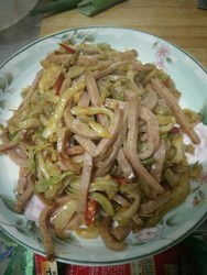 火腿炒榨菜