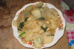 土豆炒油菜