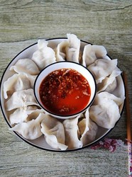 酸菜猪肉馅水饺