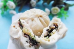 玉米香菇油菜包子