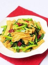 韭菜炒腐竹